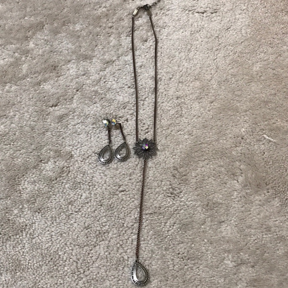 Sabika Winter ‘16 Precious Set (necklace/earrings)